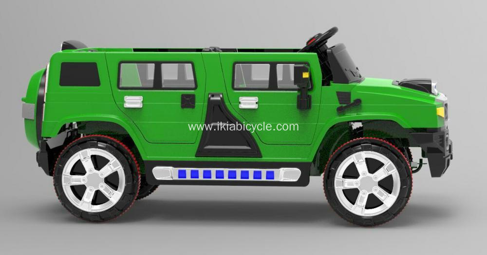 Electric Car Green Color Ride pe mașină